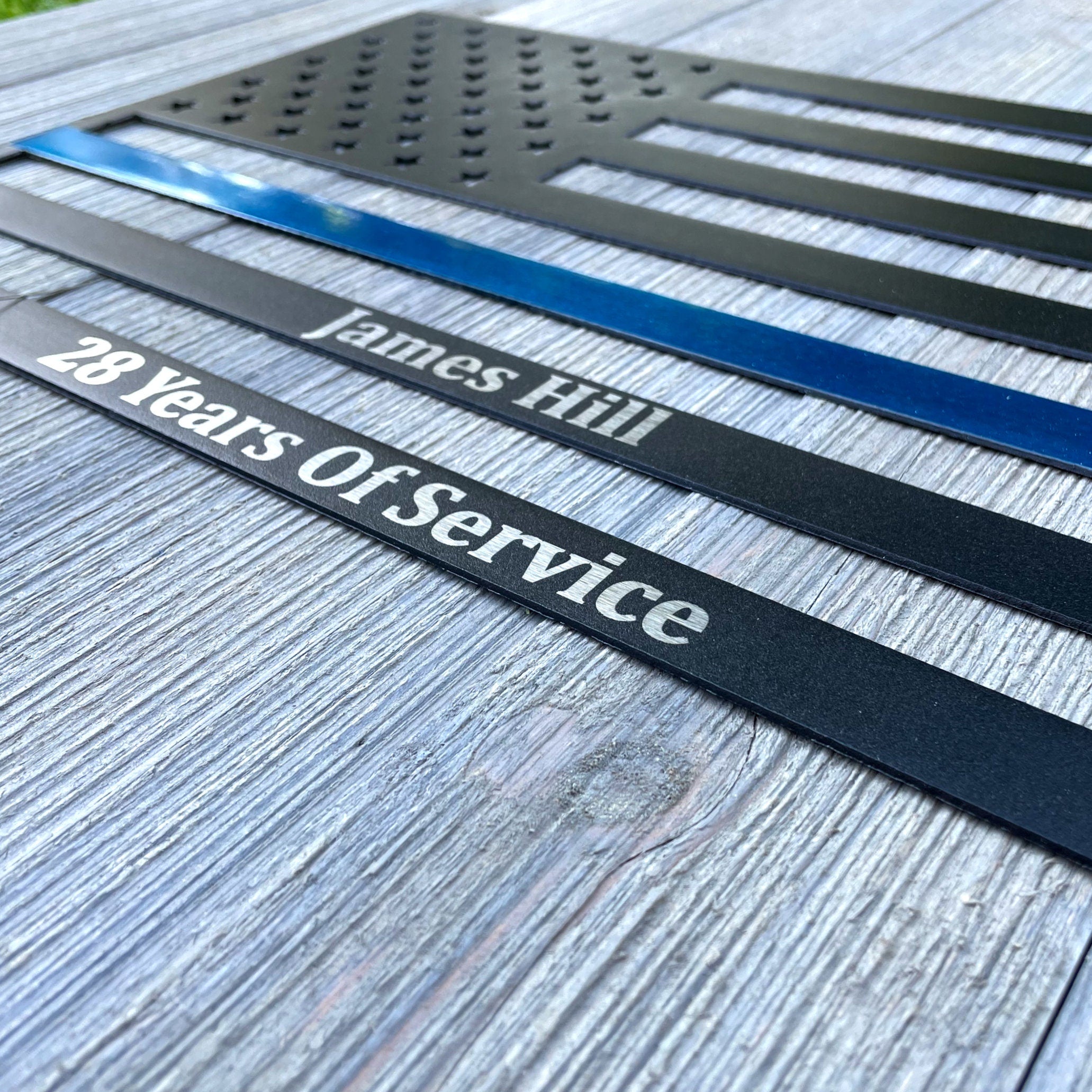 Thin Blue Line Police Memorial Flag –Personalized Metal Wall Art | Law Enforcement Tribute Gift, Officer Retirement, Fallen Hero Remembrance