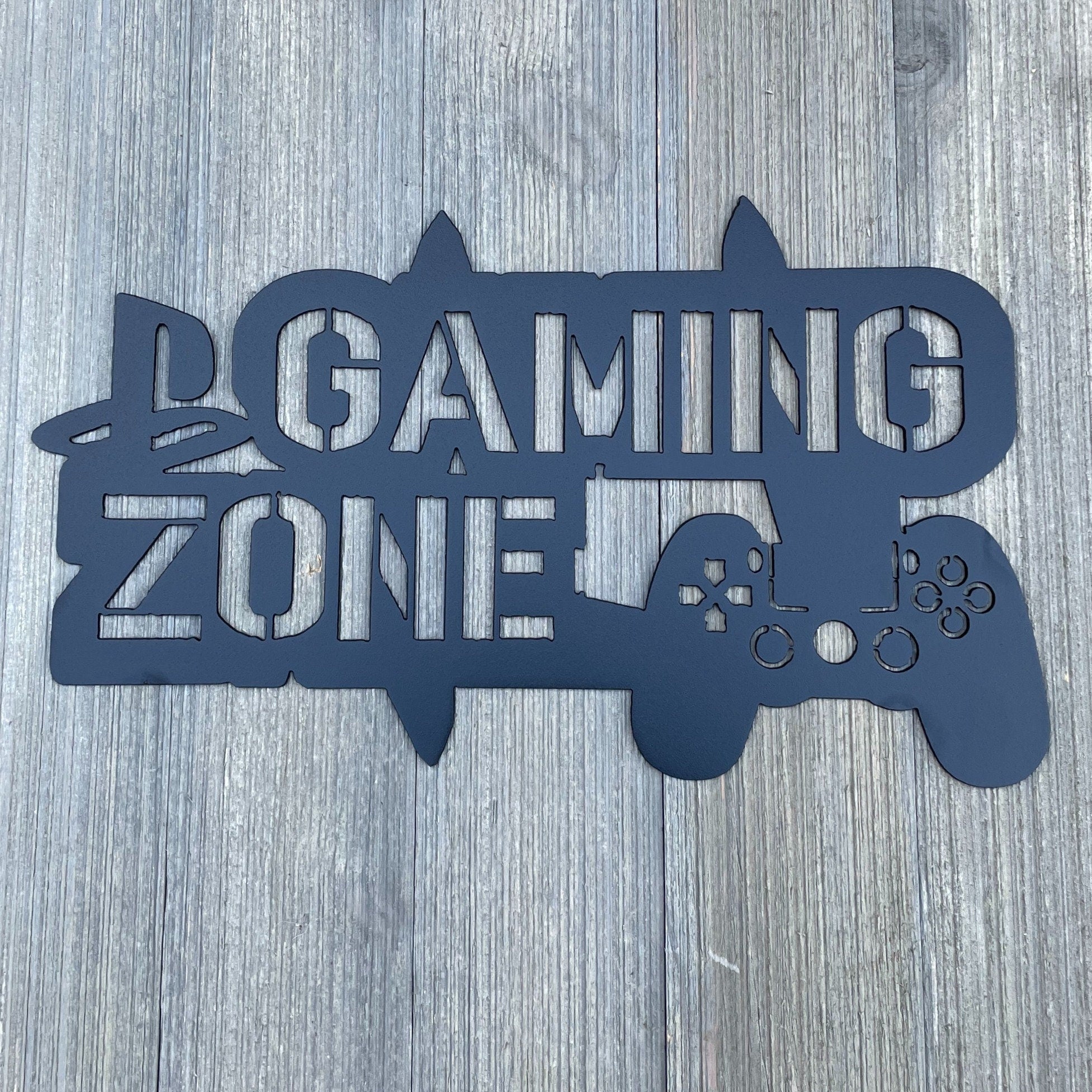 PlayStation Paradise: Metal Sign with Gaming Zone and Iconic Controller Design – Ideal for Game Rooms!