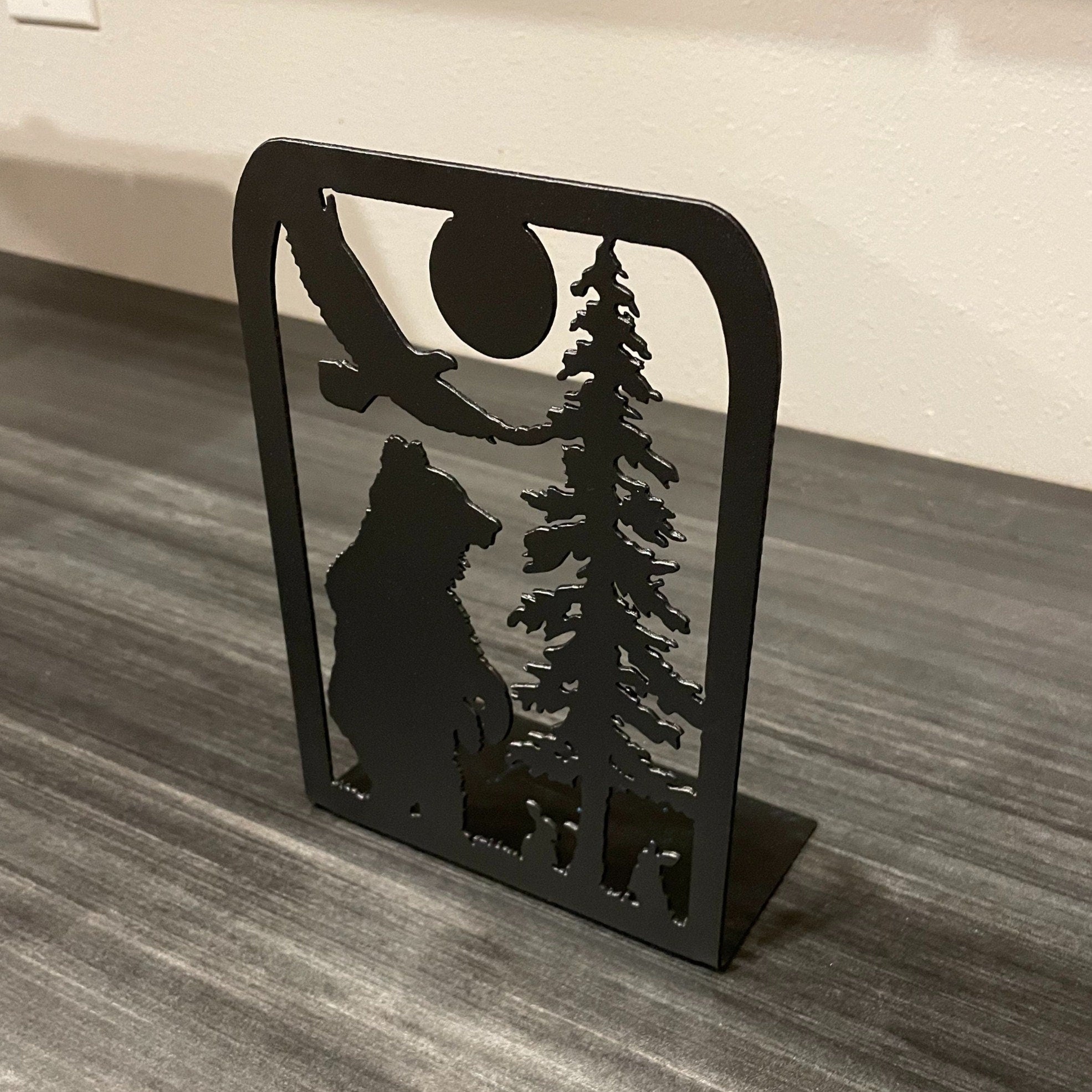Wildlife-Inspired Bear Metal Bookend - Steel Book Holder - One Piece