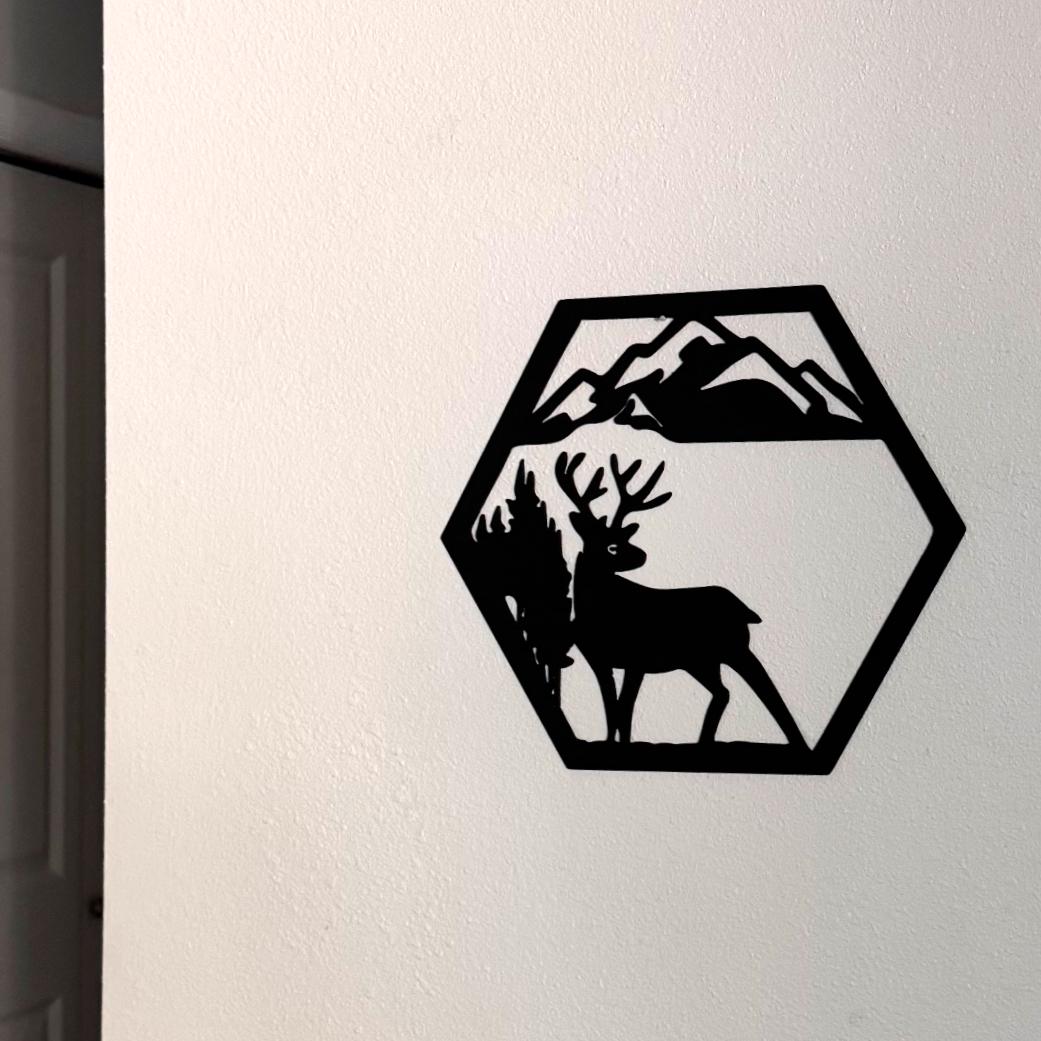 Mountain Wildlife Metal Wall Art Set – Bear, Wolf, Elk, and Deer Silhouettes | Rustic Cabin Decor, Hexagon Wall Panels, Nature Home Art