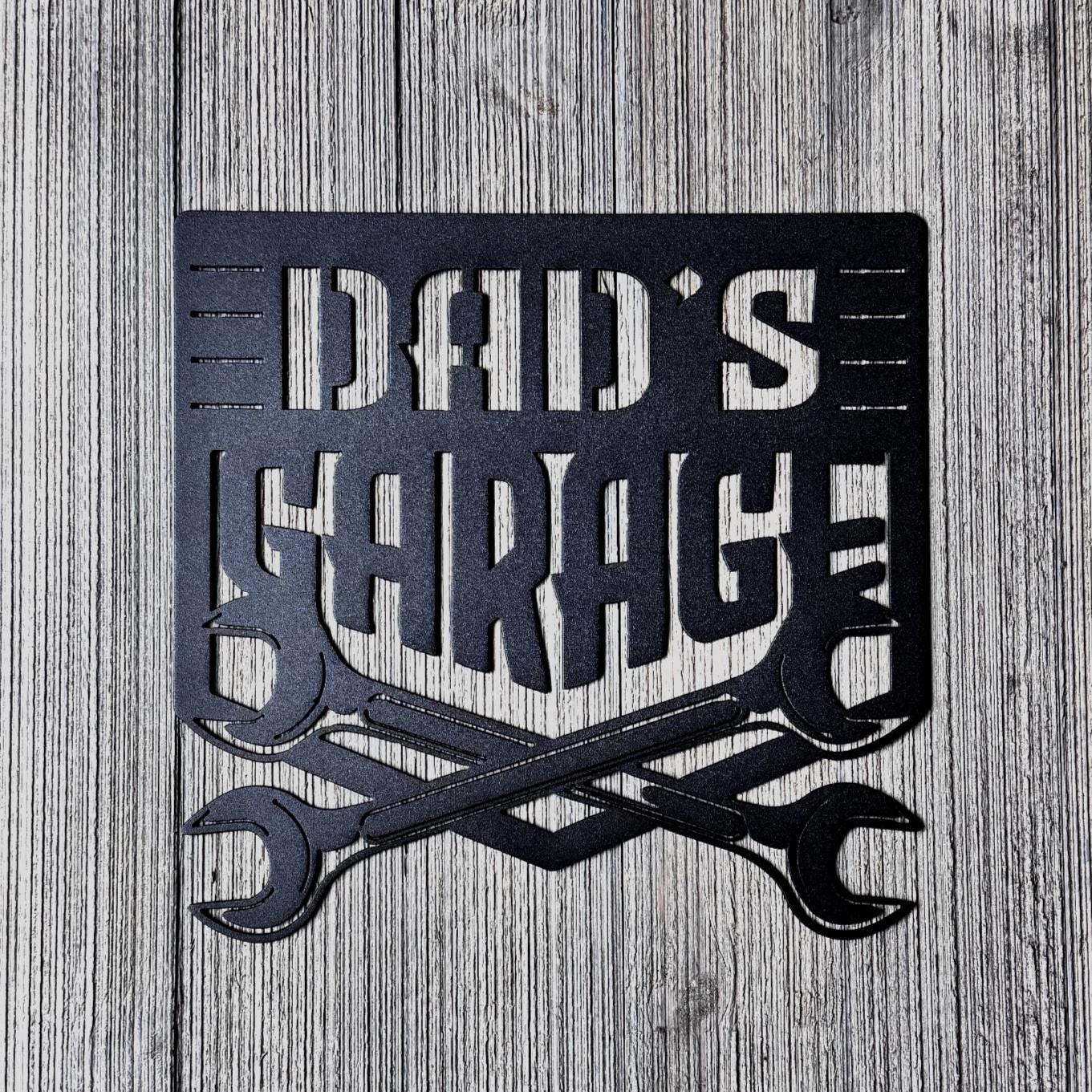 Dad’s Garage Metal Sign – Funny Mechanic Wall Art for Garage or Shop | Matte Black Steel Decor, Gift for Car Guys, Tool Lover | Father’s Day