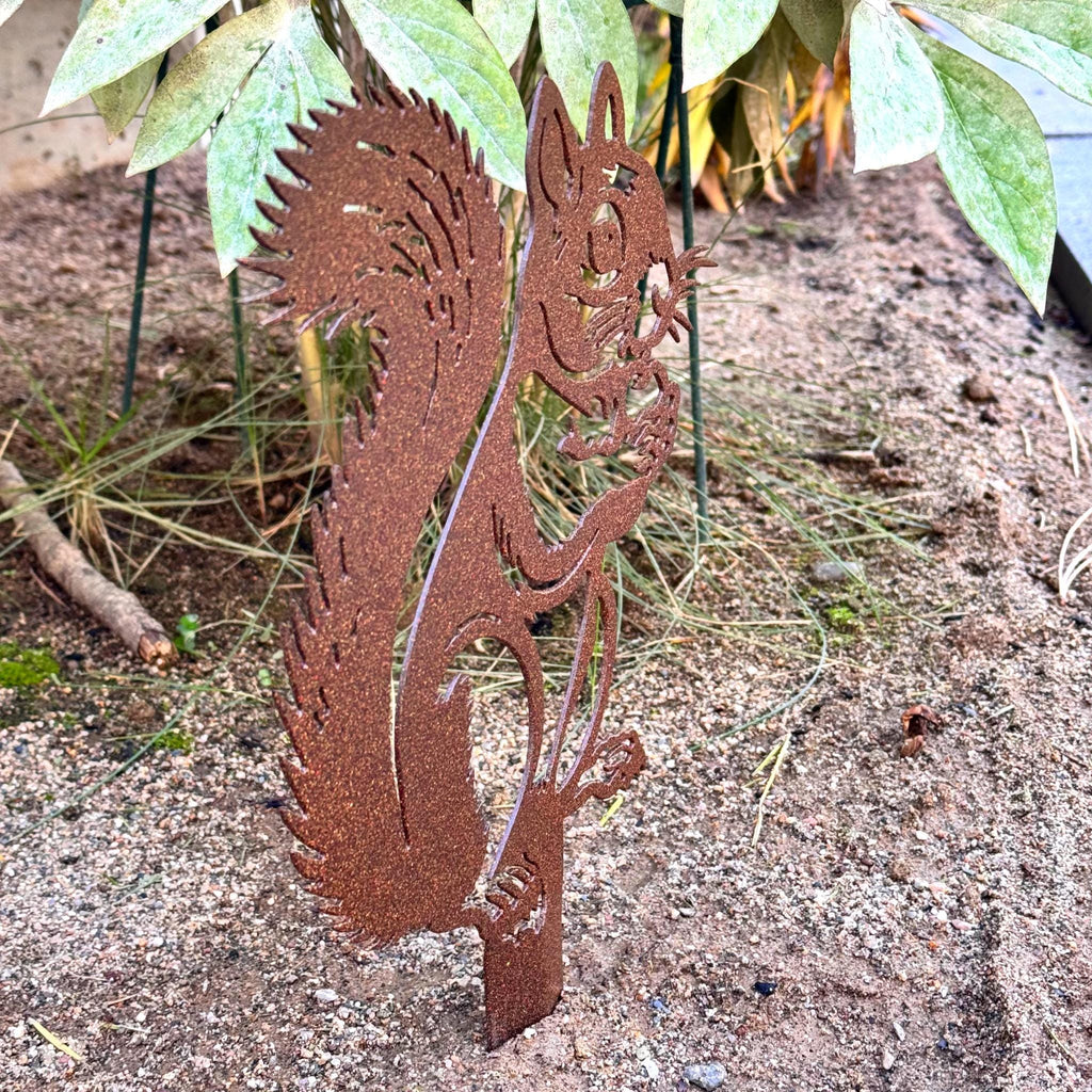 Squirrel Metal Garden Stake – Outdoor Yard Art for Lawn or Flower Beds | Powder-Coated Steel Animal Silhouette, Durable Wildlife Decor