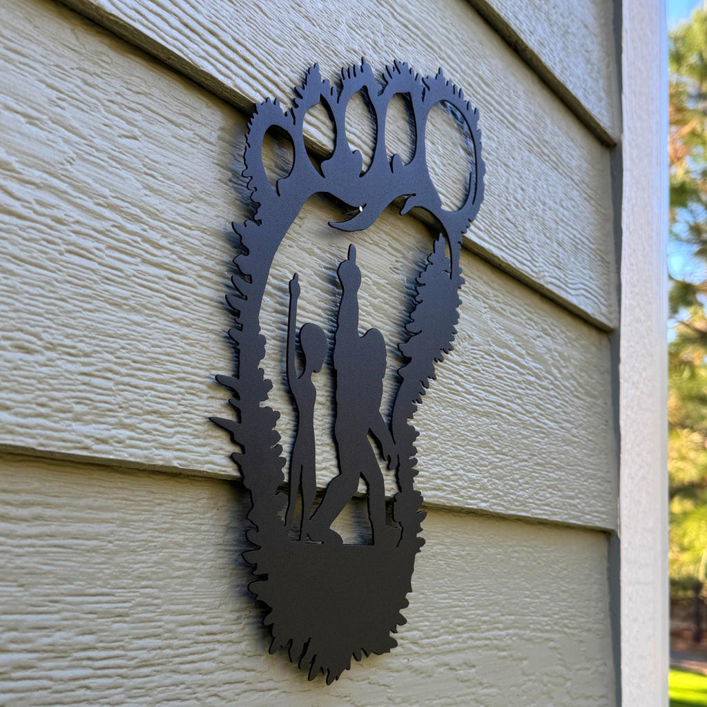 Bigfoot and Alien Middle Finger Metal Sign | Funny Sasquatch Footprint Wall Art | UFO Cabin Decor | Humor Metal Sign|Bigfoot Bird|Alien Bird