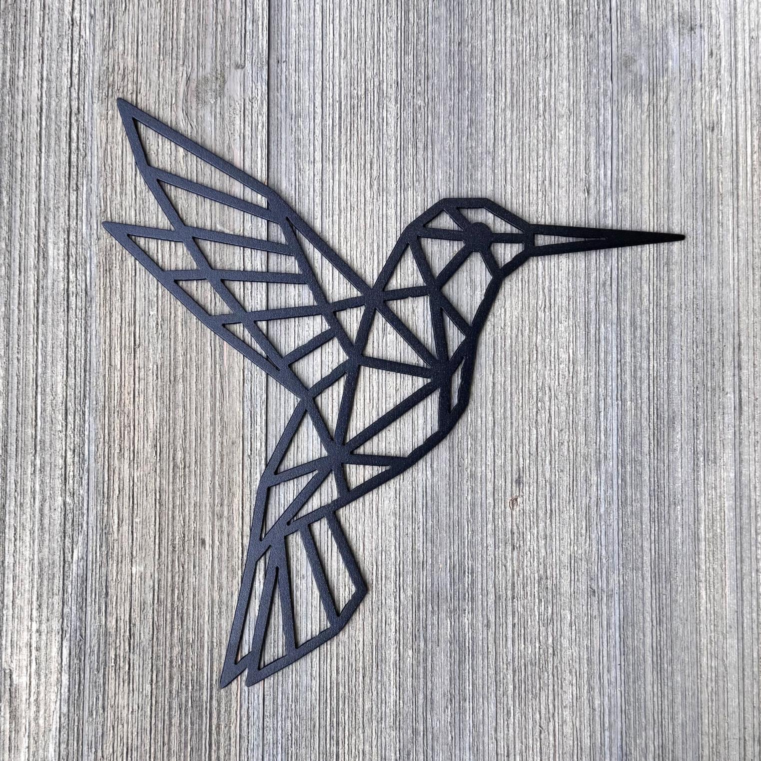 Geometric Hummingbird Metal Wall Art – Modern Bird Silhouette – Steel Minimalist Decor – Outdoor Garden Art